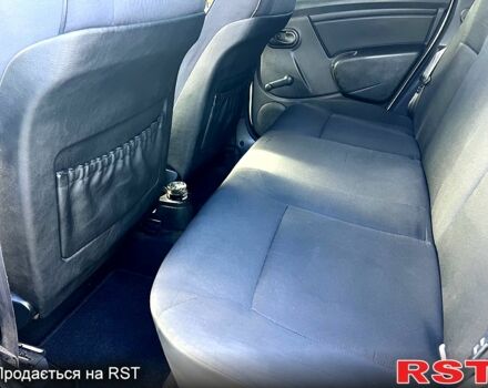 Белый Дачия Duster, объемом двигателя 1.6 л и пробегом 170 тыс. км за 9300 $, фото 7 на Automoto.ua