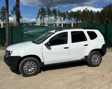 Белый Дачия Duster, объемом двигателя 1.5 л и пробегом 175 тыс. км за 11800 $, фото 3 на Automoto.ua