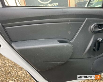 Белый Дачия Duster, объемом двигателя 1.5 л и пробегом 152 тыс. км за 9999 $, фото 14 на Automoto.ua