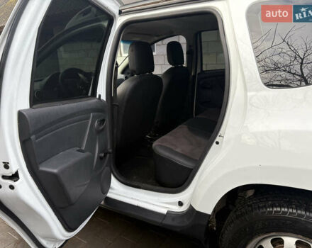 Белый Дачия Duster, объемом двигателя 1.6 л и пробегом 161 тыс. км за 9399 $, фото 9 на Automoto.ua