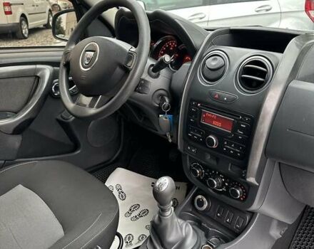 Белый Дачия Duster, объемом двигателя 1.5 л и пробегом 271 тыс. км за 10500 $, фото 5 на Automoto.ua
