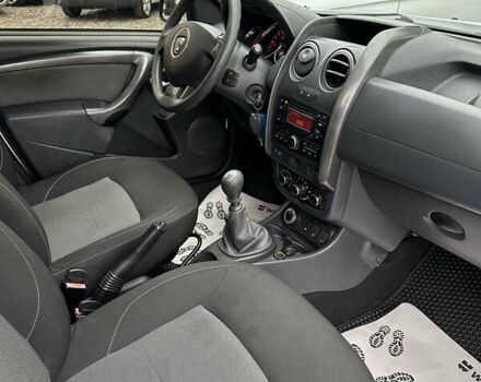 Белый Дачия Duster, объемом двигателя 1.5 л и пробегом 271 тыс. км за 10500 $, фото 11 на Automoto.ua