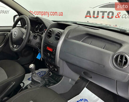 Белый Дачия Duster, объемом двигателя 1.5 л и пробегом 198 тыс. км за 11950 $, фото 13 на Automoto.ua