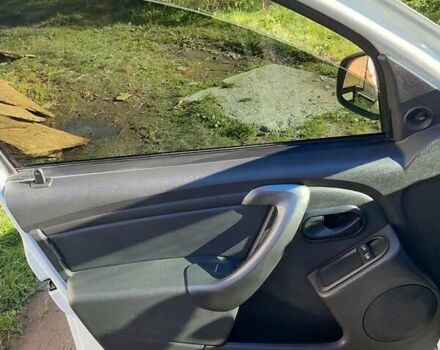 Білий Дачія Duster, об'ємом двигуна 1.5 л та пробігом 230 тис. км за 10500 $, фото 31 на Automoto.ua
