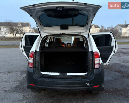 Белый Дачия Duster, объемом двигателя 1.6 л и пробегом 160 тыс. км за 9199 $, фото 19 на Automoto.ua