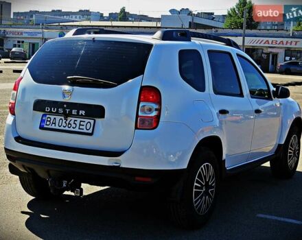 Белый Дачия Duster, объемом двигателя 1.6 л и пробегом 218 тыс. км за 9800 $, фото 2 на Automoto.ua