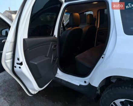 Белый Дачия Duster, объемом двигателя 1.6 л и пробегом 160 тыс. км за 9199 $, фото 15 на Automoto.ua