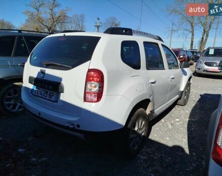 Белый Дачия Duster, объемом двигателя 1.2 л и пробегом 139 тыс. км за 9998 $, фото 2 на Automoto.ua
