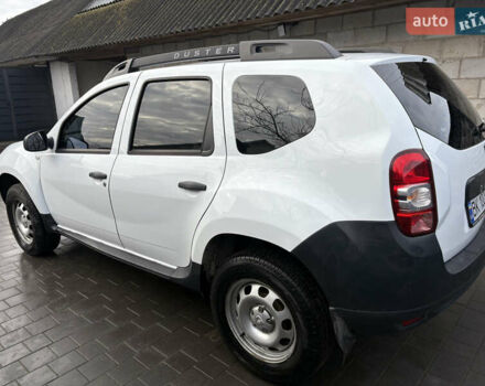 Белый Дачия Duster, объемом двигателя 1.6 л и пробегом 161 тыс. км за 9399 $, фото 2 на Automoto.ua