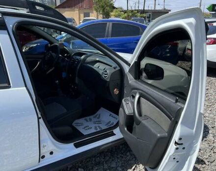 Белый Дачия Duster, объемом двигателя 1.5 л и пробегом 271 тыс. км за 9900 $, фото 10 на Automoto.ua