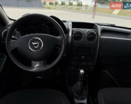 Белый Дачия Duster, объемом двигателя 1.46 л и пробегом 185 тыс. км за 11200 $, фото 14 на Automoto.ua