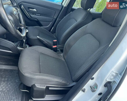 Білий Дачія Duster, об'ємом двигуна 1.5 л та пробігом 184 тис. км за 13600 $, фото 14 на Automoto.ua