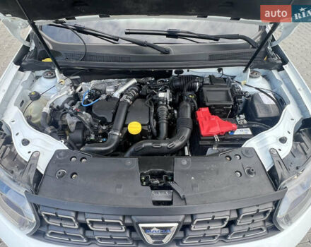Білий Дачія Duster, об'ємом двигуна 1.5 л та пробігом 184 тис. км за 13600 $, фото 27 на Automoto.ua