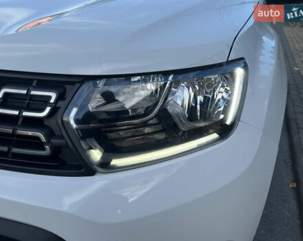Білий Дачія Duster, об'ємом двигуна 1.5 л та пробігом 184 тис. км за 13600 $, фото 8 на Automoto.ua