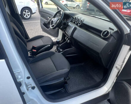 Білий Дачія Duster, об'ємом двигуна 1.5 л та пробігом 184 тис. км за 13600 $, фото 16 на Automoto.ua