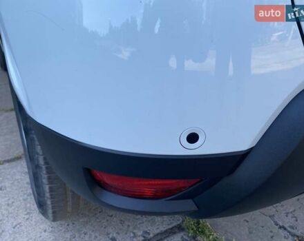 Белый Дачия Duster, объемом двигателя 1.5 л и пробегом 177 тыс. км за 14400 $, фото 6 на Automoto.ua