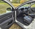 Белый Дачия Duster, объемом двигателя 1.6 л и пробегом 45 тыс. км за 7500 $, фото 6 на Automoto.ua