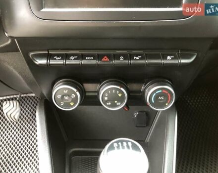 Белый Дачия Duster, объемом двигателя 1.5 л и пробегом 154 тыс. км за 15200 $, фото 19 на Automoto.ua