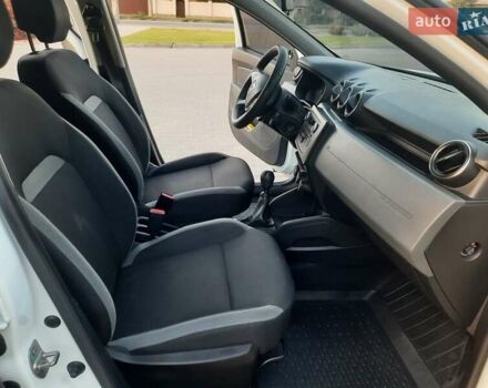 Белый Дачия Duster, объемом двигателя 1.46 л и пробегом 96 тыс. км за 13750 $, фото 10 на Automoto.ua