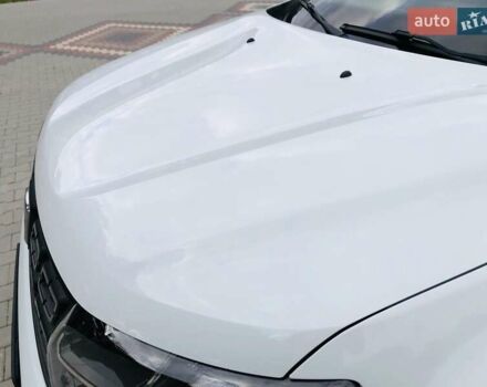 Белый Дачия Duster, объемом двигателя 1.5 л и пробегом 154 тыс. км за 15200 $, фото 12 на Automoto.ua