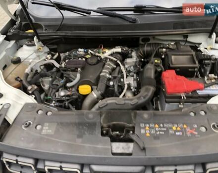 Белый Дачия Duster, объемом двигателя 1.5 л и пробегом 154 тыс. км за 15200 $, фото 46 на Automoto.ua
