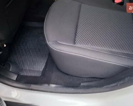 Белый Дачия Duster, объемом двигателя 1.5 л и пробегом 122 тыс. км за 14700 $, фото 25 на Automoto.ua