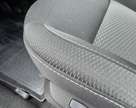 Белый Дачия Duster, объемом двигателя 1.5 л и пробегом 148 тыс. км за 17900 $, фото 17 на Automoto.ua
