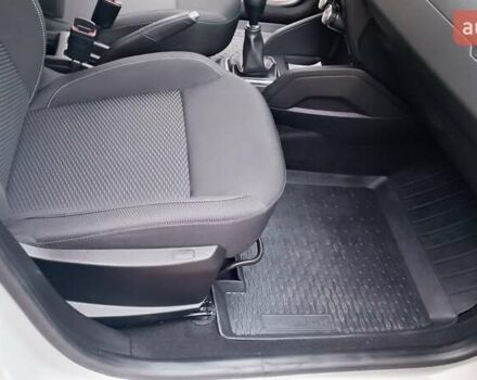 Белый Дачия Duster, объемом двигателя 1.5 л и пробегом 122 тыс. км за 14700 $, фото 24 на Automoto.ua