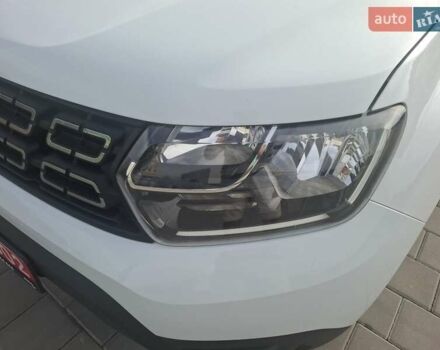 Белый Дачия Duster, объемом двигателя 1.5 л и пробегом 148 тыс. км за 16100 $, фото 9 на Automoto.ua