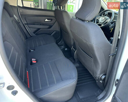 Белый Дачия Duster, объемом двигателя 1.3 л и пробегом 68 тыс. км за 15700 $, фото 13 на Automoto.ua