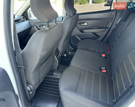 Белый Дачия Duster, объемом двигателя 1.3 л и пробегом 68 тыс. км за 15700 $, фото 17 на Automoto.ua