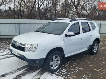 Дачия Duster 2010 в Коломые на Automoto.ua Белый Дачия Duster, объемом двигателя 1.5 л и пробегом 140 тыс. км за 7000 $, фото 1 на Automoto.ua