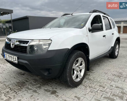 Белый Дачия Duster, объемом двигателя 1.46 л и пробегом 233 тыс. км за 8250 $, фото 1 на Automoto.ua