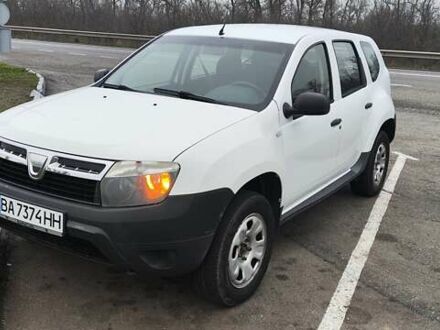 Белый Дачия Duster, объемом двигателя 1.6 л и пробегом 260 тыс. км за 7500 $, фото 1 на Automoto.ua