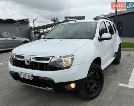 Белый Дачия Duster, объемом двигателя 1.6 л и пробегом 221 тыс. км за 7950 $, фото 1 на Automoto.ua