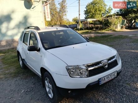 Белый Дачия Duster, объемом двигателя 1.5 л и пробегом 287 тыс. км за 7999 $, фото 1 на Automoto.ua