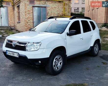 Белый Дачия Duster, объемом двигателя 1.5 л и пробегом 229 тыс. км за 8299 $, фото 1 на Automoto.ua