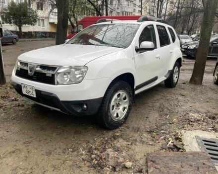 Белый Дачия Duster, объемом двигателя 1.5 л и пробегом 150 тыс. км за 7700 $, фото 1 на Automoto.ua