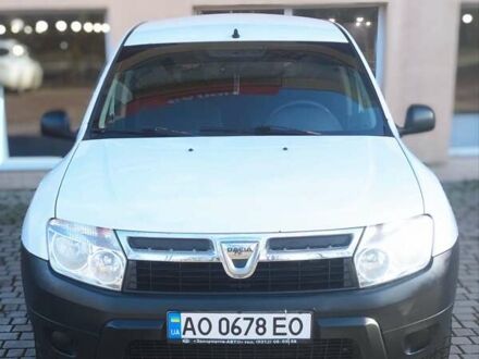 Дачія Duster 2011 у Ужгороді на Automoto.ua Білий Дачія Duster, об'ємом двигуна 1.6 л та пробігом 206 тис. км за 5800 $, фото 1 на Automoto.ua