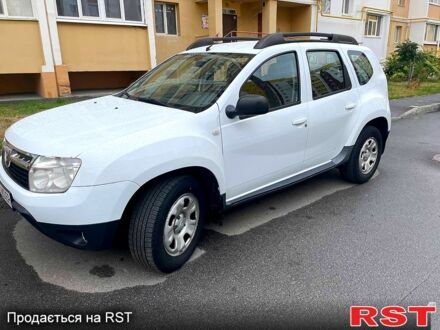 Белый Дачия Duster, объемом двигателя 1.5 л и пробегом 295 тыс. км за 7500 $, фото 1 на Automoto.ua