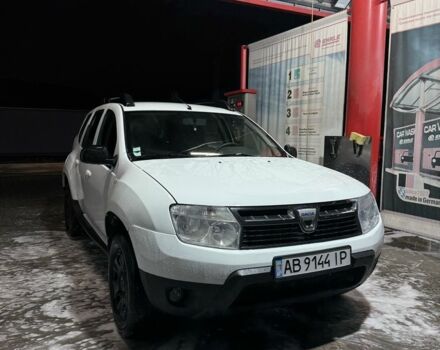 Белый Дачия Duster, объемом двигателя 1.5 л и пробегом 282 тыс. км за 7200 $, фото 1 на Automoto.ua
