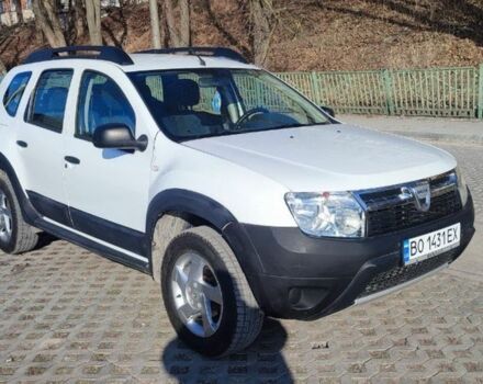 Белый Дачия Duster, объемом двигателя 1.6 л и пробегом 211 тыс. км за 9150 $, фото 1 на Automoto.ua
