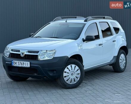 Белый Дачия Duster, объемом двигателя 1.6 л и пробегом 125 тыс. км за 7750 $, фото 1 на Automoto.ua