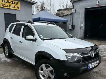 Білий Дачія Duster, об'ємом двигуна 1.5 л та пробігом 183 тис. км за 9000 $, фото 1 на Automoto.ua