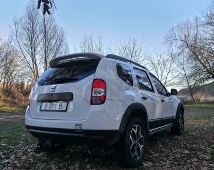 Белый Дачия Duster, объемом двигателя 1.46 л и пробегом 227 тыс. км за 10700 $, фото 1 на Automoto.ua