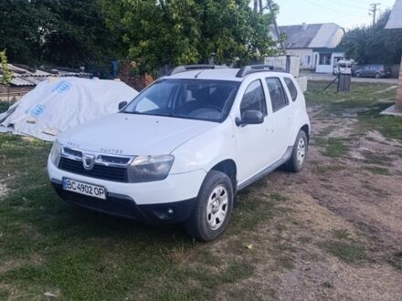 Белый Дачия Duster, объемом двигателя 0 л и пробегом 214 тыс. км за 5998 $, фото 1 на Automoto.ua