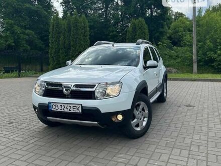 Білий Дачія Duster, об'ємом двигуна 1.5 л та пробігом 181 тис. км за 8800 $, фото 1 на Automoto.ua