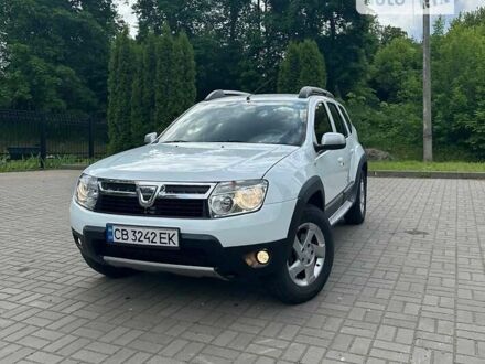Белый Дачия Duster, объемом двигателя 1.5 л и пробегом 188 тыс. км за 8600 $, фото 1 на Automoto.ua