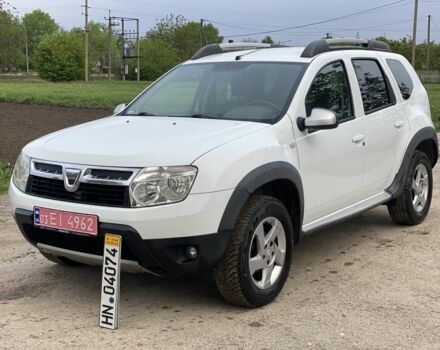 Белый Дачия Duster, объемом двигателя 1.6 л и пробегом 240 тыс. км за 7500 $, фото 1 на Automoto.ua