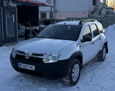 Білий Дачія Duster, об'ємом двигуна 1.6 л та пробігом 234 тис. км за 7900 $, фото 1 на Automoto.ua